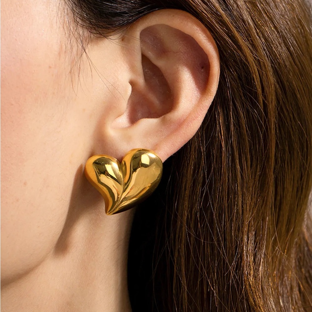 NEW💎18K Gold Plated Heart Earrings*Chunky Heart*High Gloss Finish